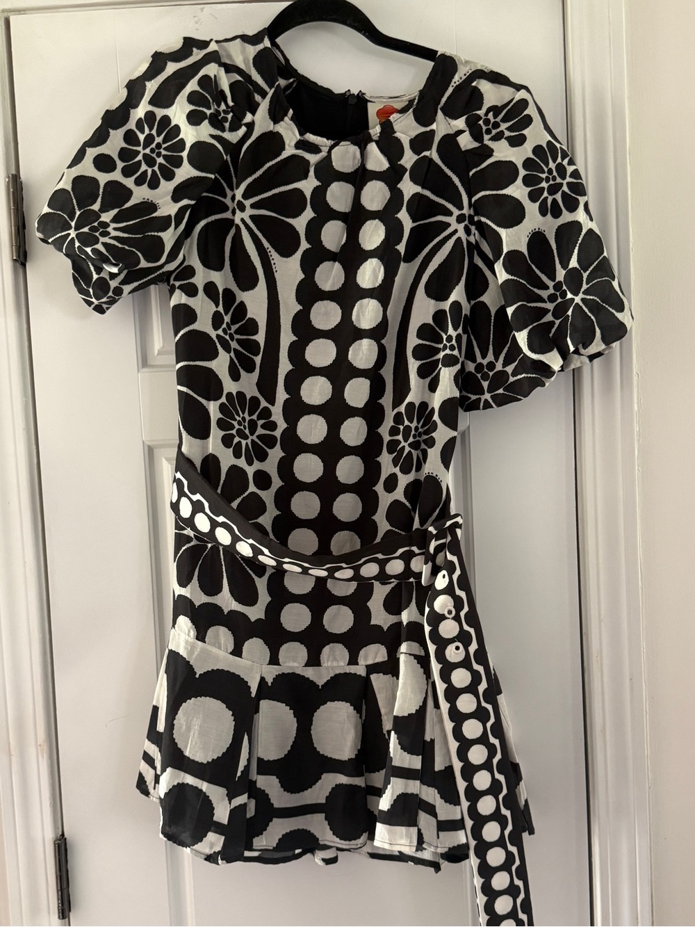 Palermo Puff Sleeve Mini Dress - Picture 4 of 5